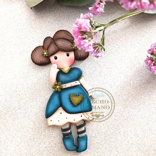  cortador-muñeca-jardinera-gorjuss.jpg