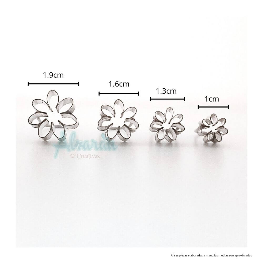 CORTADORES DE FLOR MARGARITA MICRO DE 7 PETALOS  X 4